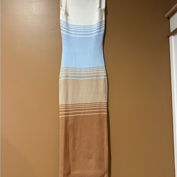 Almost Famous Cream, Blue, and Tan Maxi Dress - Picture 2 of 3